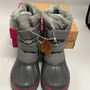 NWT Zeroxposur Girls Storm Snow Boots